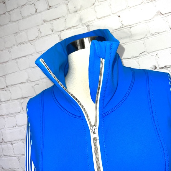 🚫SOLD! 💙Like New |•LULULEMON•| Beaming Blue Daily Yoga Full Zip Jacket💙 - Picture 10 of 16